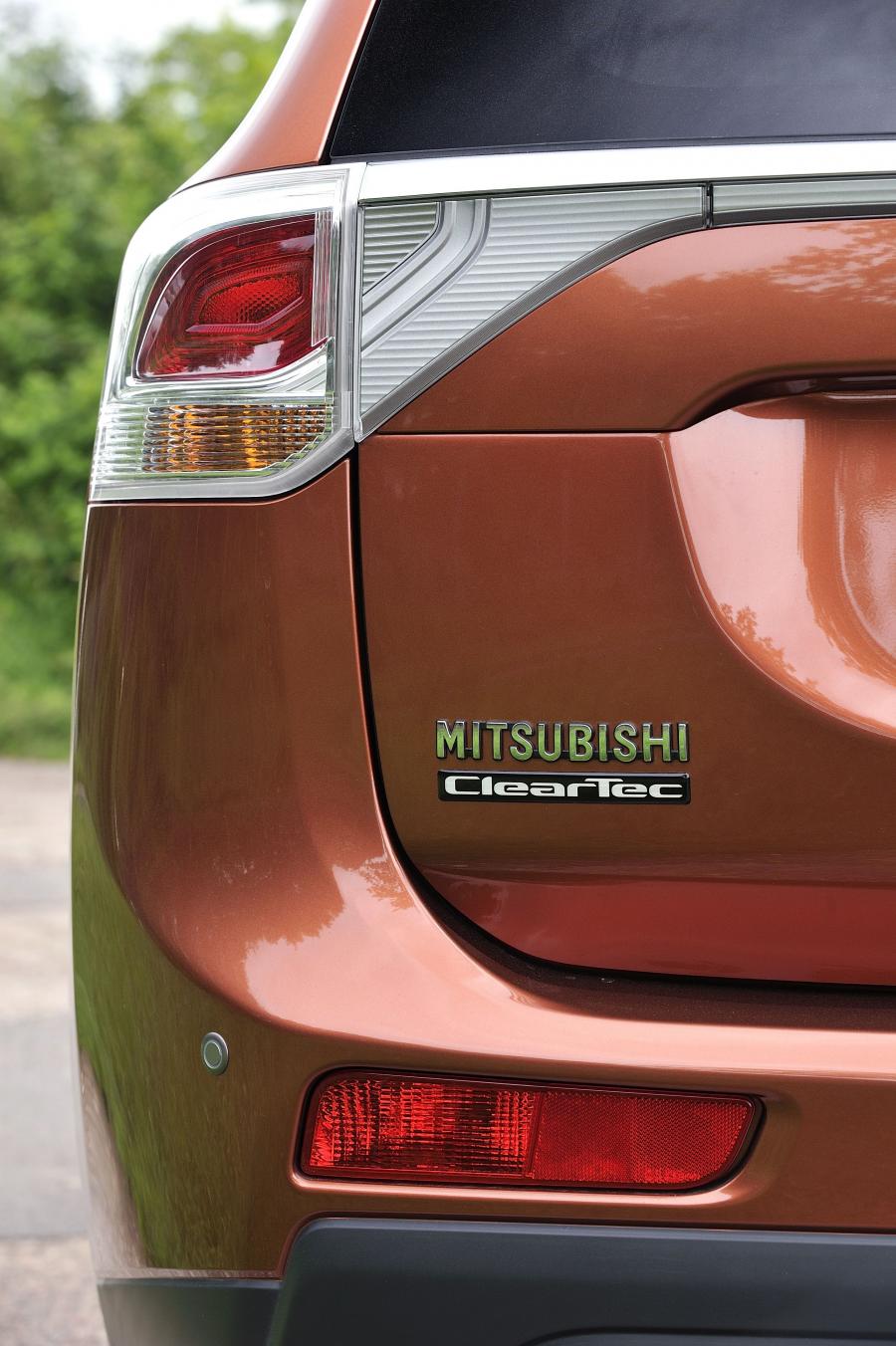  Mitsubishi Outlander 2012 года  (фото 46 из 89)